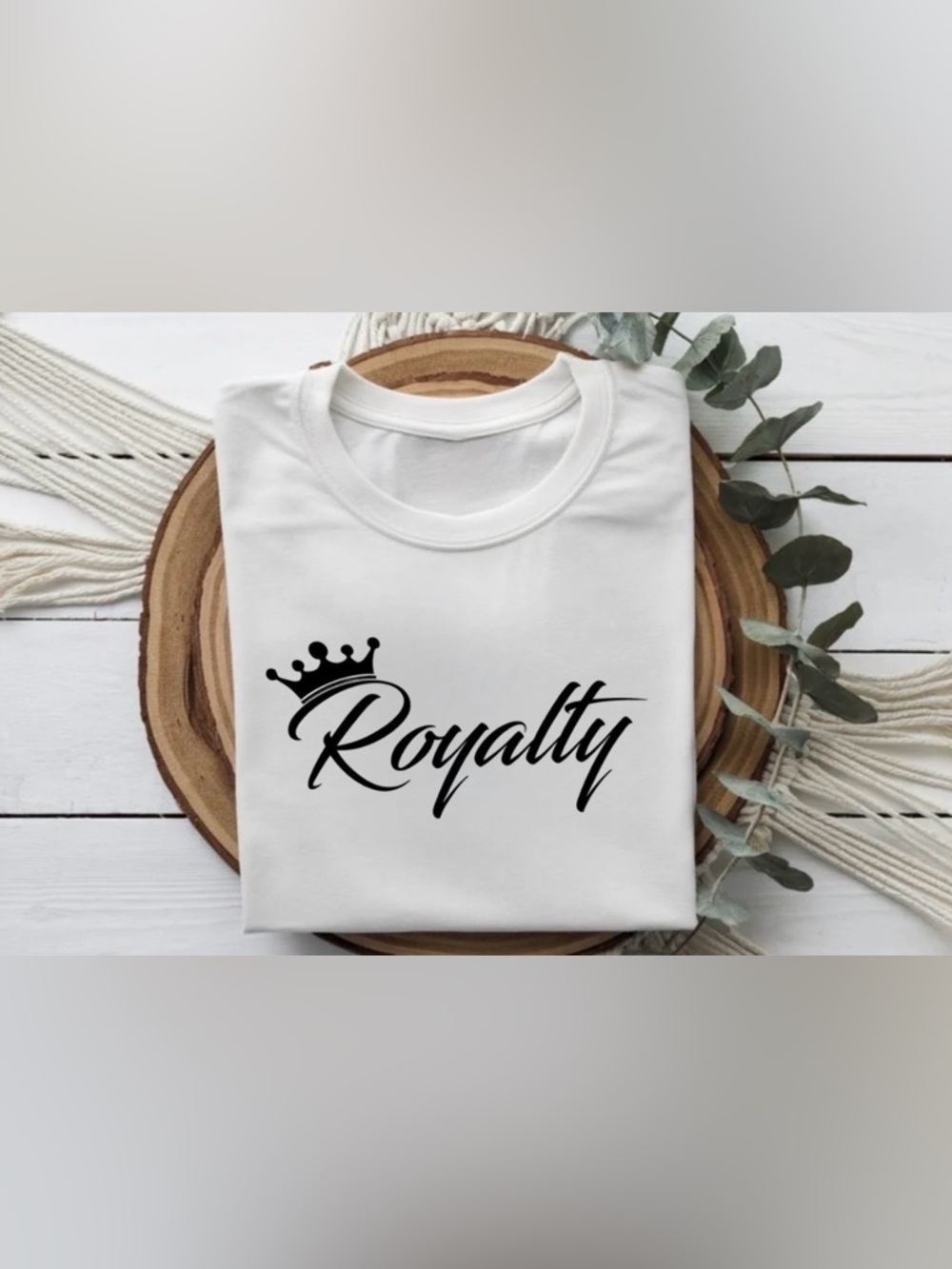 Royalty Crown Graphic Shirt Queen Boss Babe Women Trendy Tee Top White